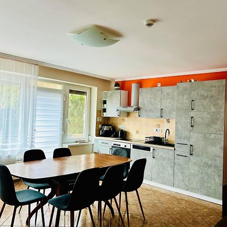 Rose Vip Apartman Villa Hajduszoboszlo Ngoại thất bức ảnh