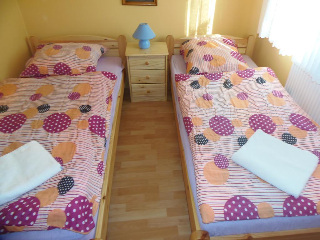 Rose Vip Apartman Villa Hajduszoboszlo Ngoại thất bức ảnh